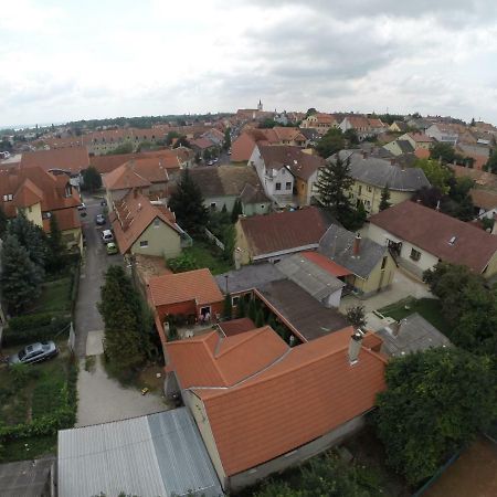 Abszolut Vendeghaz Keszthely Exterior foto