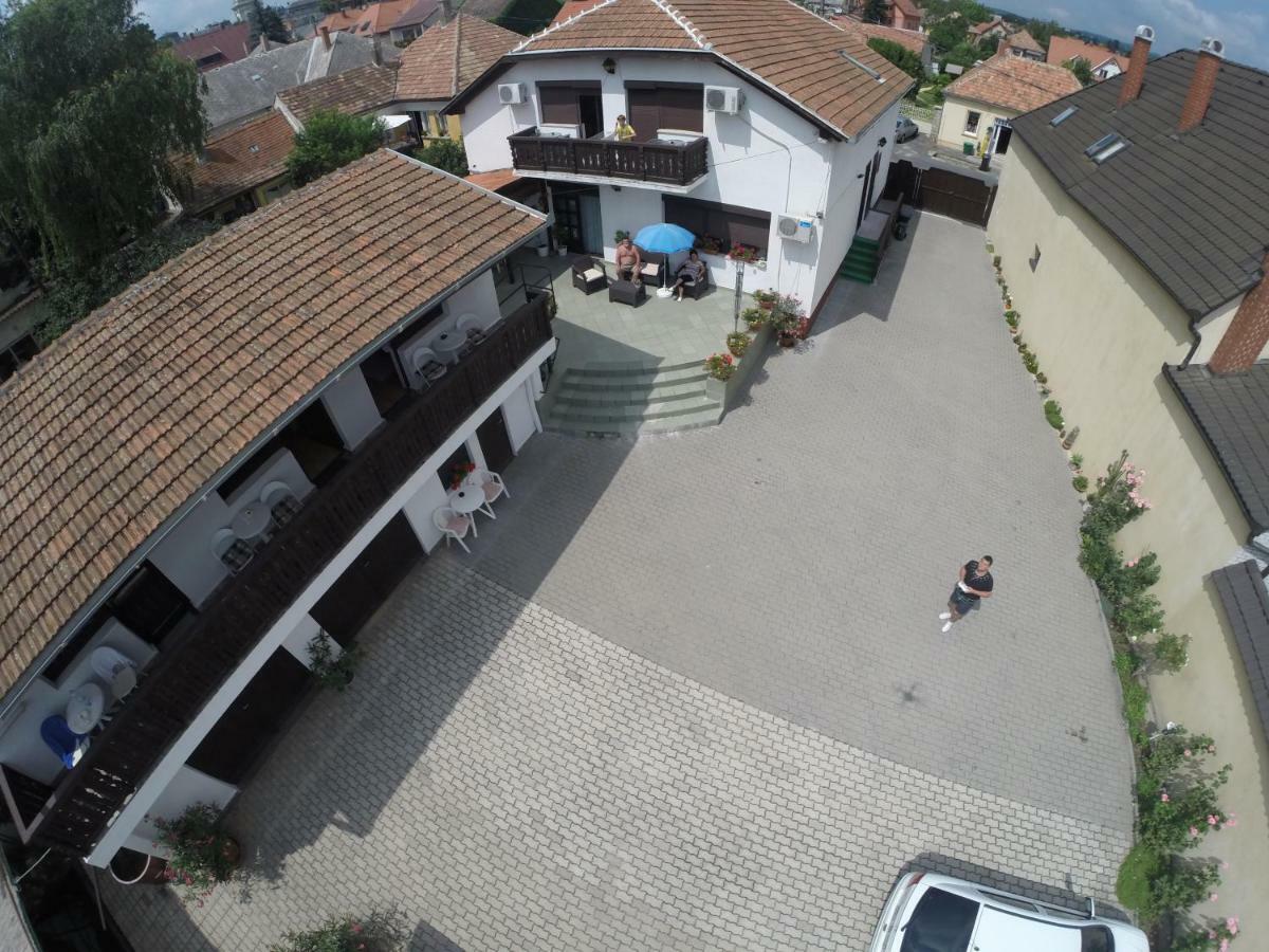 Abszolut Vendeghaz Keszthely Exterior foto